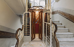 Arquitectura_Ascensor_Modernista.jpg